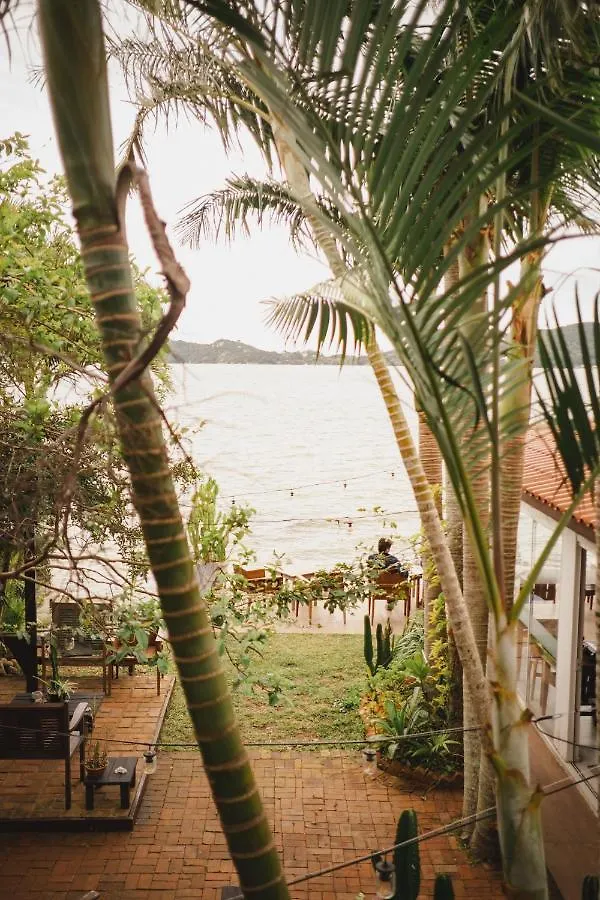 Lagoa Nomade Hostel Florianopolis Brazil